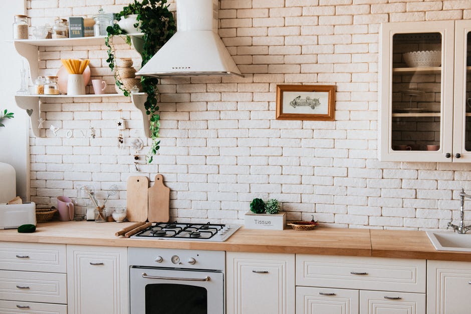 7 Gorgeous Kitchen Wall Decor Ideas